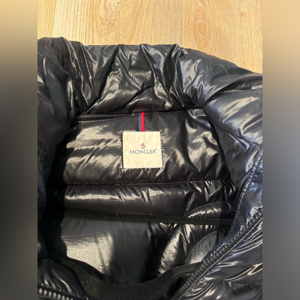Moncler Jacket - Picture 6 of 10